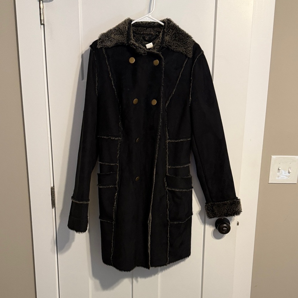 VENUS Black Double-Breasted Coat with Fur Trim